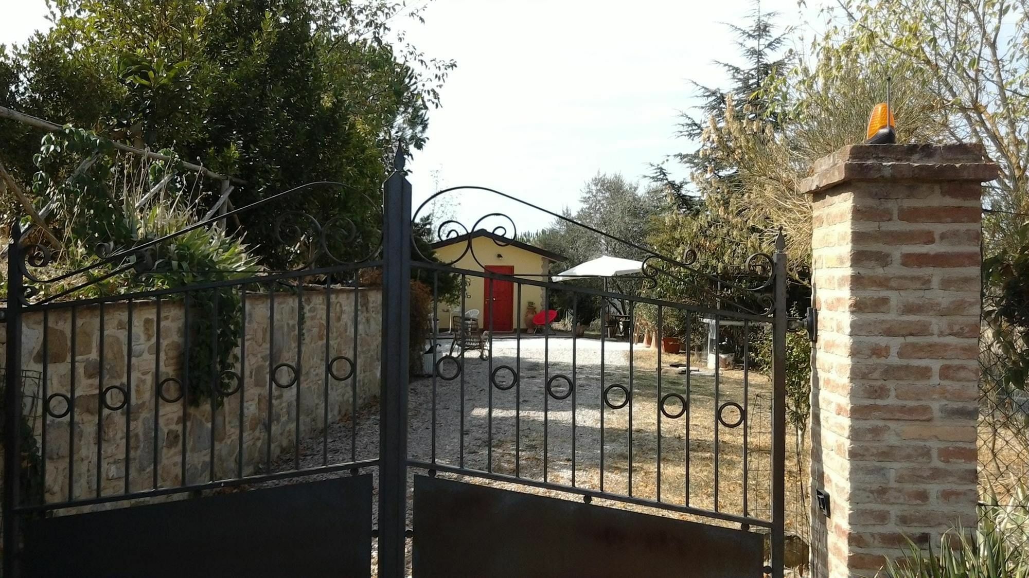Chalet With One Bedroom In Perugia, With Wonderful Mountain View, Priv Екстер'єр фото
